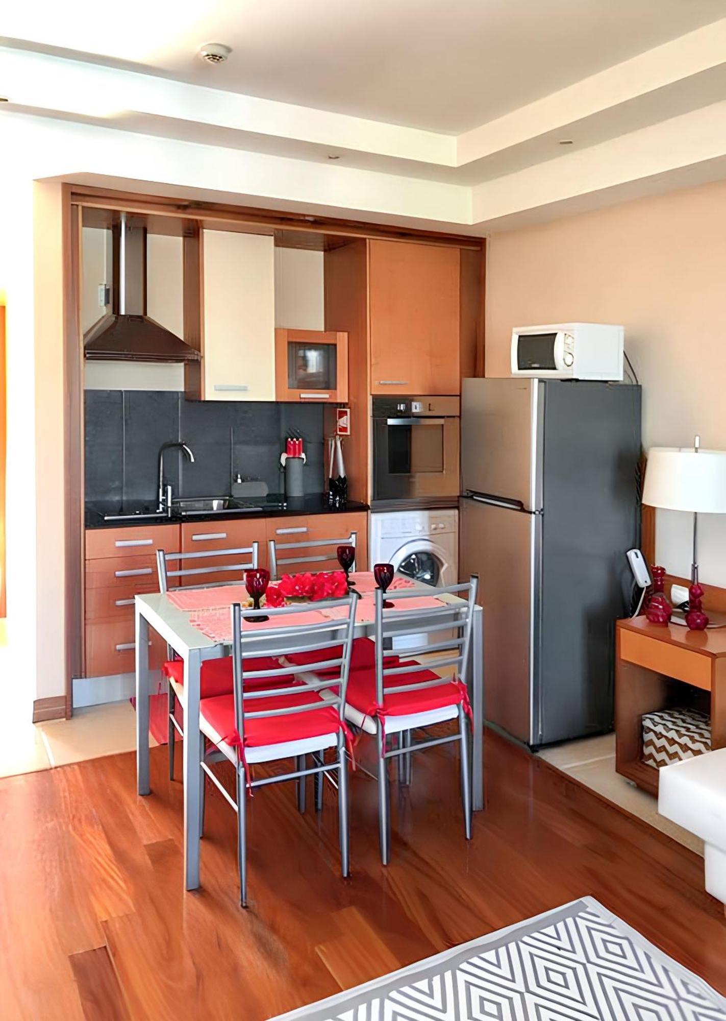 Charming Apartment In Estombar With Private Pool. מראה חיצוני תמונה