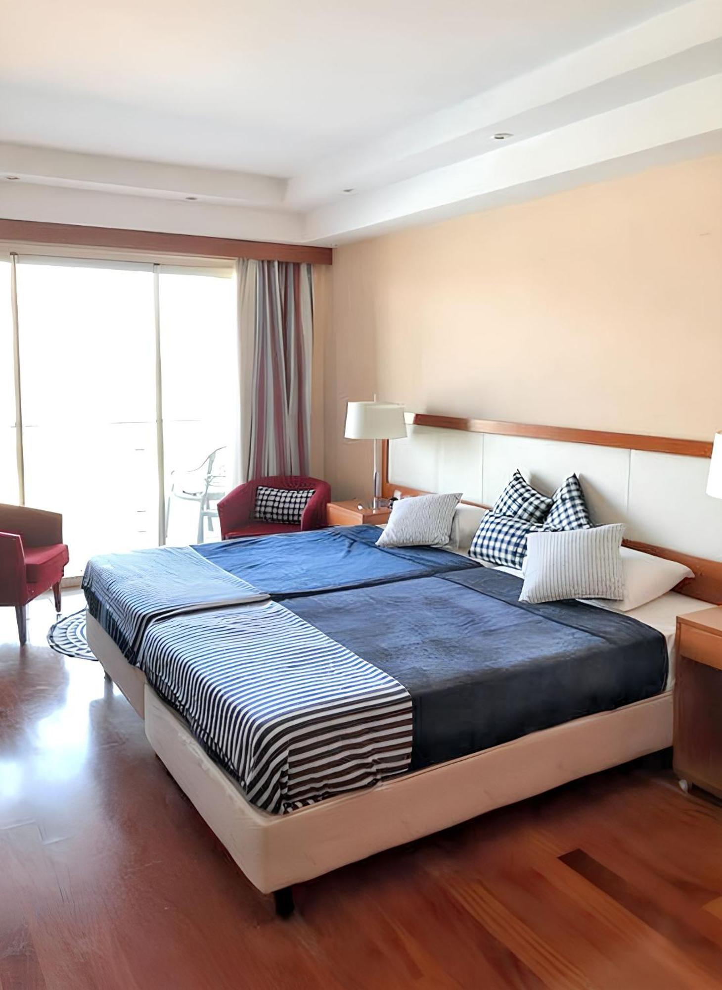 Charming Apartment In Estombar With Private Pool. מראה חיצוני תמונה
