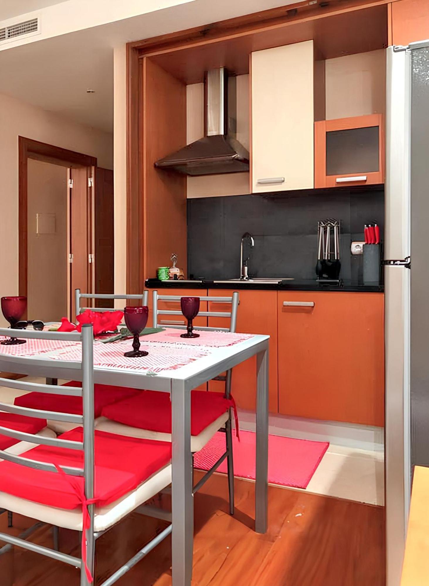 Charming Apartment In Estombar With Private Pool. מראה חיצוני תמונה
